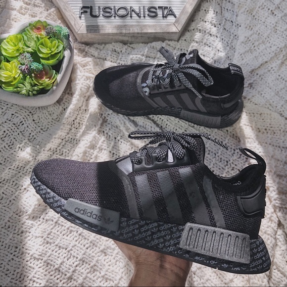 NWT 🍭 Rare Adidas NMD R1 Black Special Edition - Picture 7 of 8